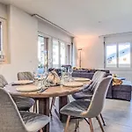 Ambassador 2-1 By Interhome *