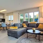 Ambassador 2-1 By Interhome Διαμέρισμα