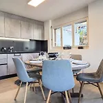 Ambassador 2-1 By Interhome Διαμέρισμα *